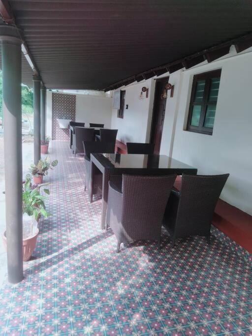 A Quaint Cottage With Rajah'S Seat View. Madikeri Ngoại thất bức ảnh